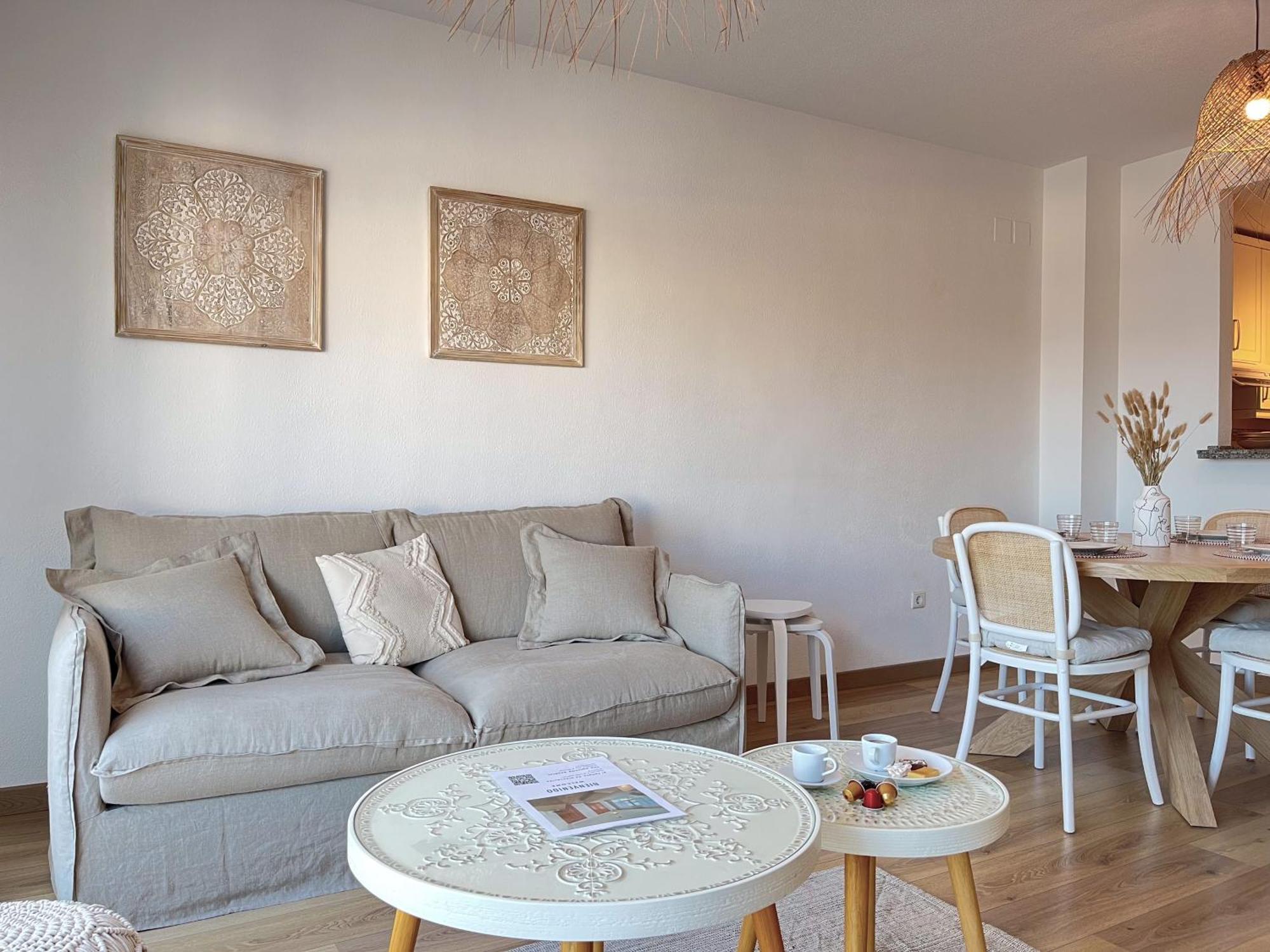 Appartement Spacieux Avec Terrasse Et Piscine Benalmádena Eksteriør bilde