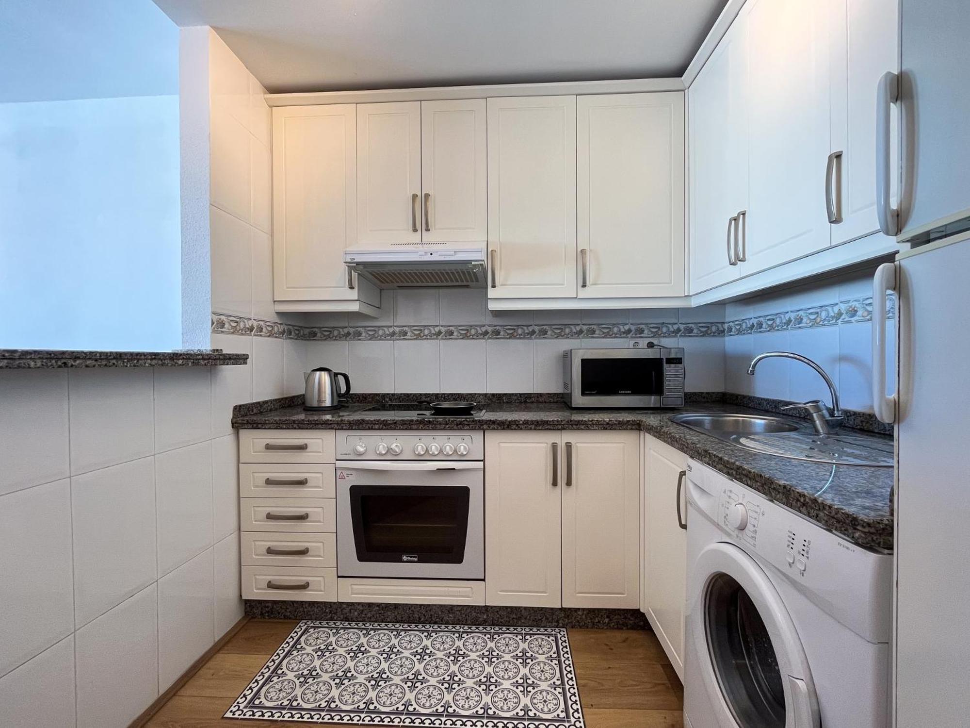 Appartement Spacieux Avec Terrasse Et Piscine Benalmádena Eksteriør bilde