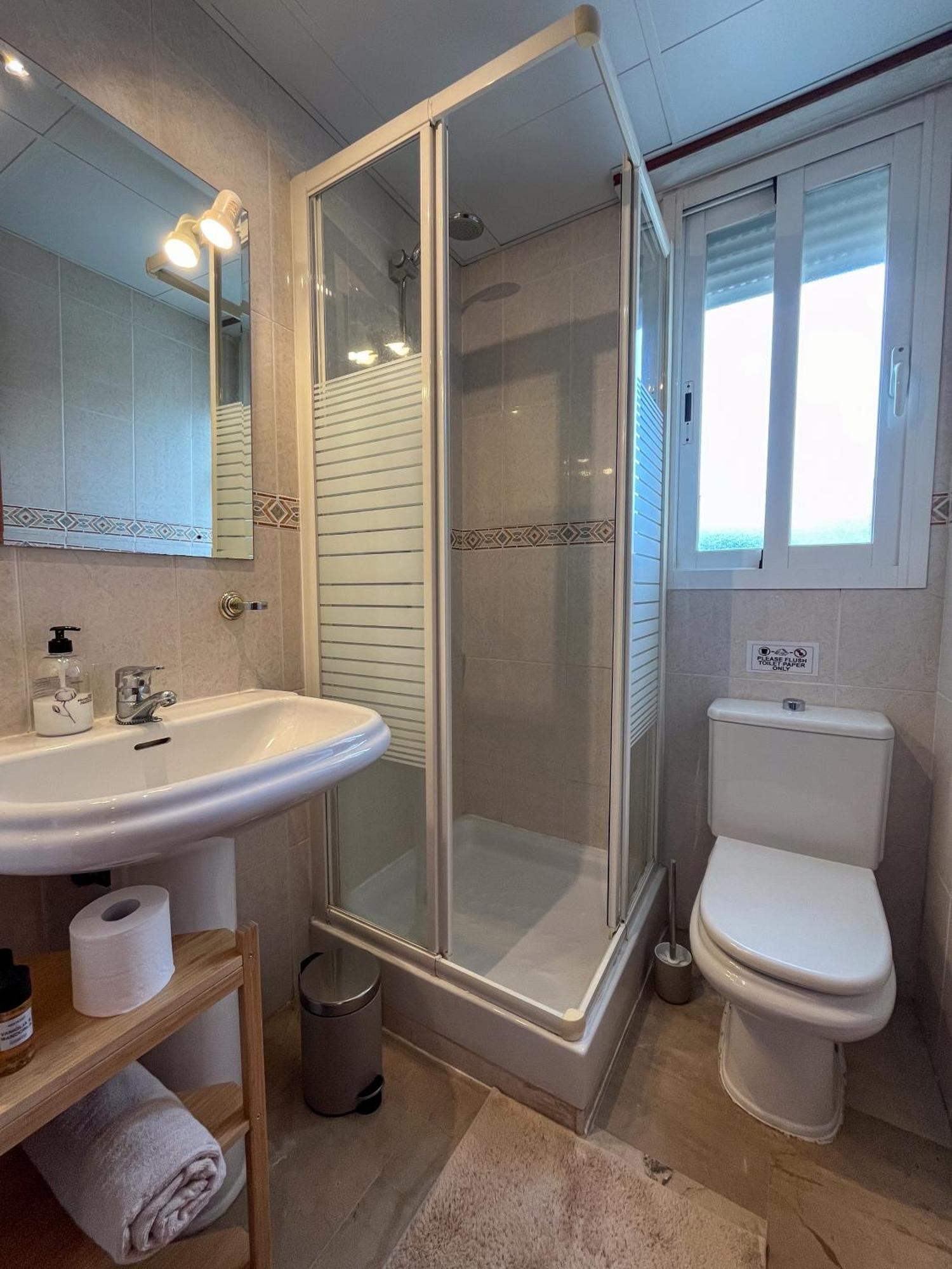 Appartement Spacieux Avec Terrasse Et Piscine Benalmádena Eksteriør bilde
